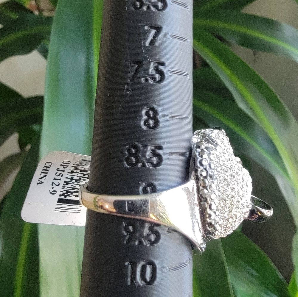 OFF PARK COLLECTION Silver Tone Black & White Crystal Panda Ring Size 9. - Picture 6 of 7